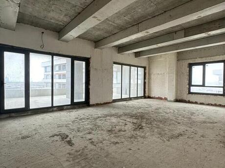 5 otaqlı yeni tikili - Ağ şəhər q. - 324 m²