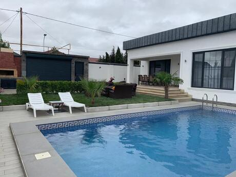 4 otaqlı həyət evi/bağ evi - Mərdəkan q. - 180 m²