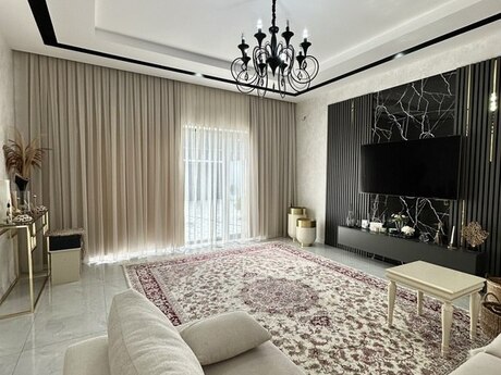 5 otaqlı həyət evi/bağ evi - Mərdəkan q. - 200 m²