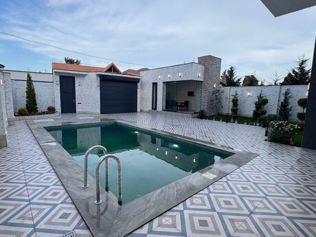 5 otaqlı həyət evi/bağ evi - Mərdəkan q. - 200 m²