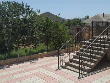 4 otaqlı həyət evi/bağ evi - Sulutəpə q. - 110 m²