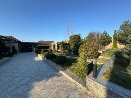 6 otaqlı həyət evi/bağ evi - Bilgəh q. - 650 m²