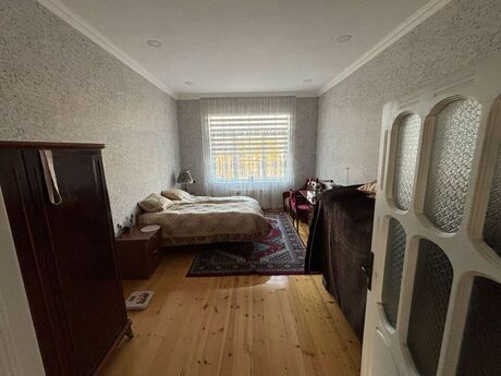 8 otaqlı həyət evi/bağ evi - Bərdə - 373 m²