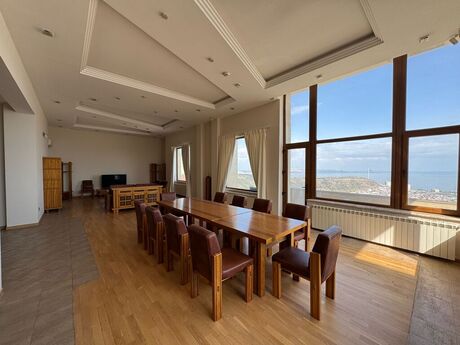 10 otaqlı həyət evi/bağ evi - Badamdar q. - 600 m²