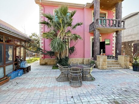 5 otaqlı həyət evi/bağ evi - Binə q. - 250 m²