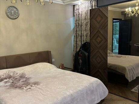 3-комн. новостройка - м. Иншаатчылар - 117 м²