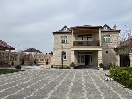 5 otaqlı köhnə tikili - Şağan q. - 300 m²