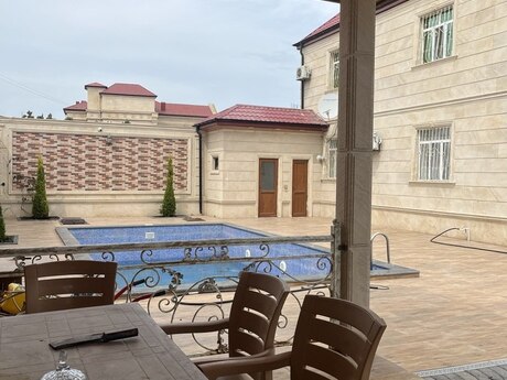 5 otaqlı köhnə tikili - Şağan q. - 300 m²