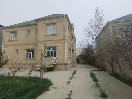 7-комн. дом/дача - пос. Бадамдар - 290 м²