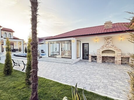 5 otaqlı həyət evi/bağ evi - Mərdəkan q. - 180 m²