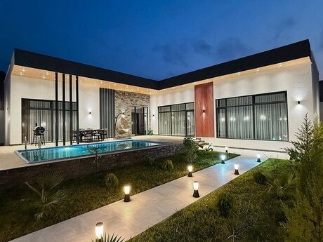 4 otaqlı həyət evi/bağ evi - Bilgəh q. - 300 m²