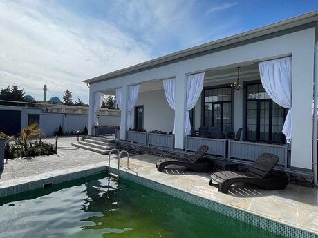 4 otaqlı həyət evi/bağ evi - Nardaran q. - 200 m²