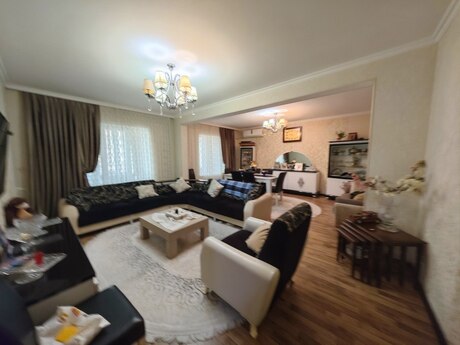 Объявление №5099433 - Баку, пос. Бакиханова, 5-комн., 120 м², 8/9 этаж