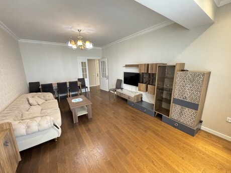 2 otaqlı yeni tikili - Şah İsmayıl Xətai m. - 78 m²