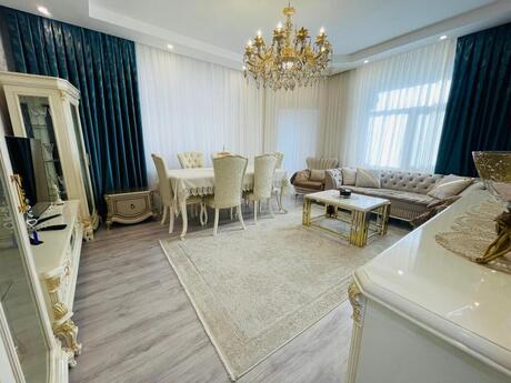 2-комн. новостройка - м. Шах Исмаил Хатаи - 93 м²