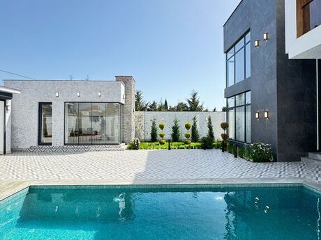 4 otaqlı həyət evi/bağ evi - Mərdəkan q. - 260 m²