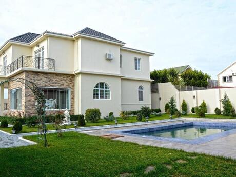 5 otaqlı həyət evi/bağ evi - Şüvəlan q. - 450 m²