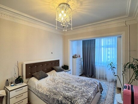 2 otaqlı köhnə tikili - Yasamal r. - 65 m²