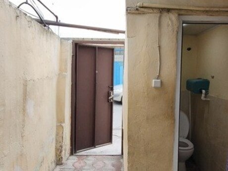 2 otaqlı həyət evi/bağ evi - Keşlə q. - 45 m²