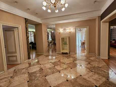 Elan №5107995 - Bakı, 28 May m., 4 otaqlı, 240 m², 5/16 mərtəbə