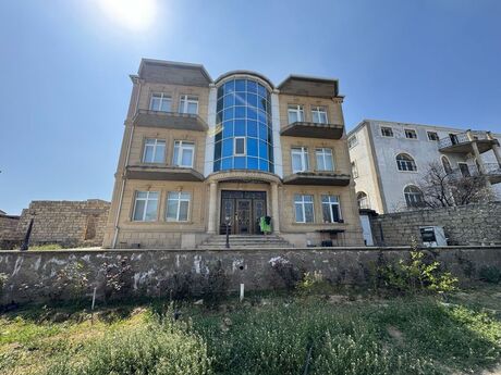 8 otaqlı həyət evi/bağ evi - Badamdar q. - 570 m²