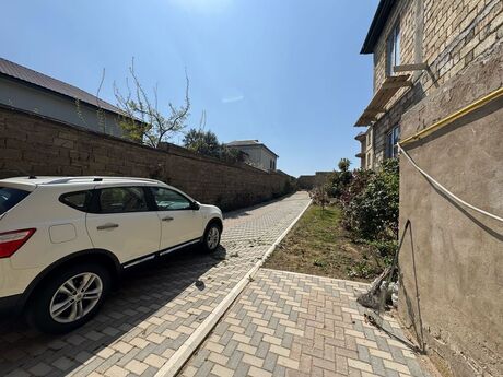8 otaqlı həyət evi/bağ evi - Badamdar q. - 570 m²