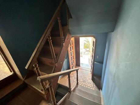 5 otaqlı həyət evi/bağ evi - Nəsimi m. - 230 m²