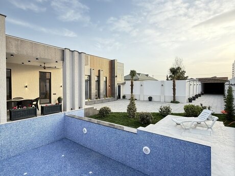 4 otaqlı həyət evi/bağ evi - Mərdəkan q. - 160 m²