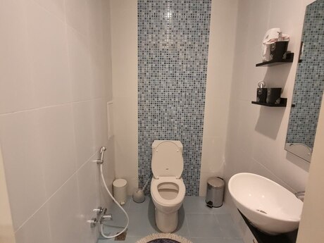 4 otaqlı yeni tikili - 28 May m. - 215 m²