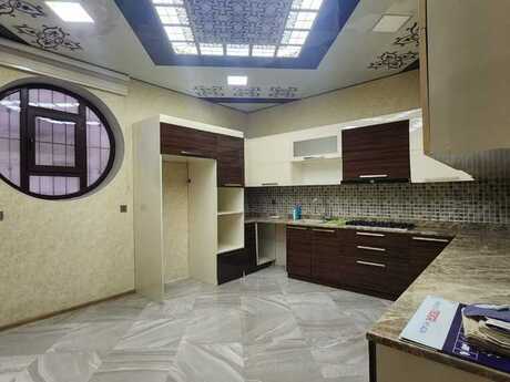 9 otaqlı həyət evi/bağ evi - Əhmədli m. - 550 m²