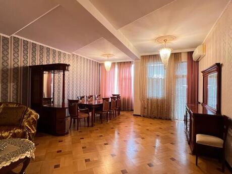 4-комнатная квартира, 168 м², Elmlər Akademiyası: 515 000 ₼ 5