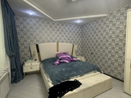 5 otaqlı həyət evi/bağ evi - Suraxanı q. - 160 m²