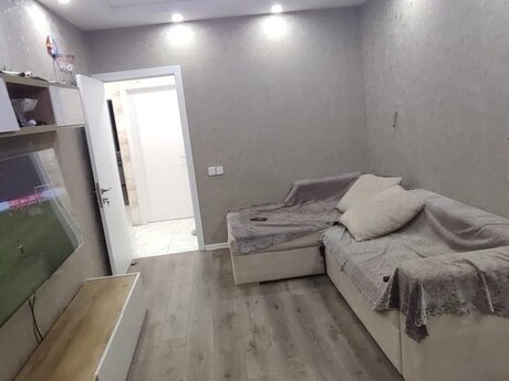 3-комн. вторичка - м. Азадлыг проспекти - 67 м²