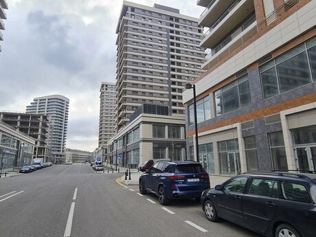 Obyekt - Ağ şəhər q. - 465 m²