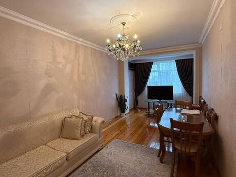 4 otaqlı köhnə tikili - Həzi Aslanov m. - 95 m²