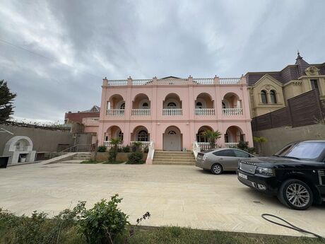 6 otaqlı həyət evi/bağ evi - Badamdar q. - 580 m²