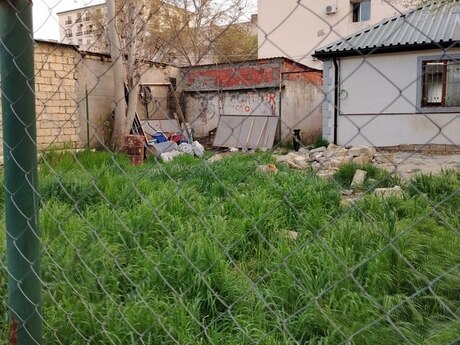 2 otaqlı həyət evi/bağ evi - Nəsimi m. - 80 m²
