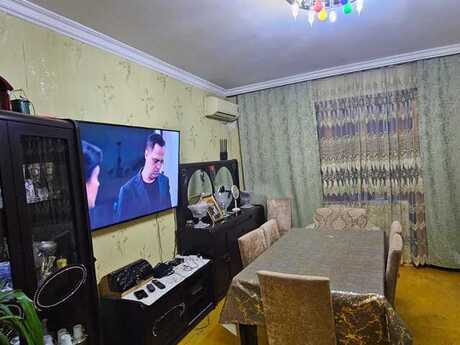 2 otaqlı köhnə tikili - Bakıxanov q. - 85 m²