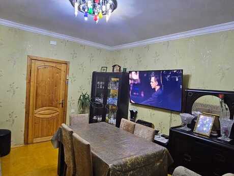 2 otaqlı köhnə tikili - Bakıxanov q. - 85 m²