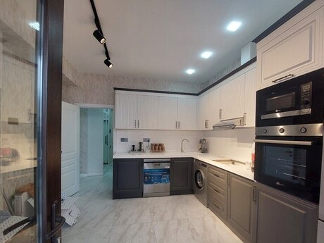 2 otaqlı yeni tikili - Xətai r. - 95.5 m²