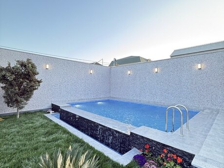 4 otaqlı həyət evi/bağ evi - Mərdəkan q. - 180 m²
