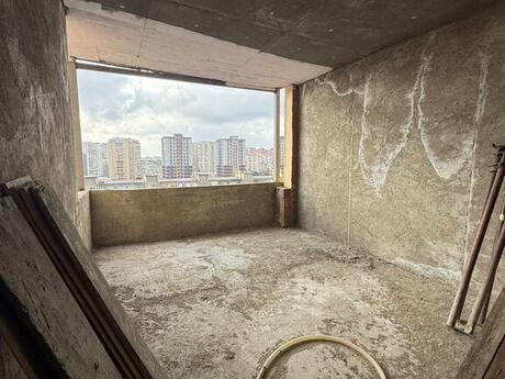 4-room apartment, 150 m², Azadlıq Prospekti: 320 000 ₼ 2