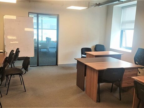 6 otaqlı ofis - 28 May m. - 220 m²