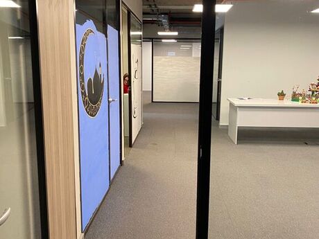 6 otaqlı ofis - 28 May m. - 220 m²