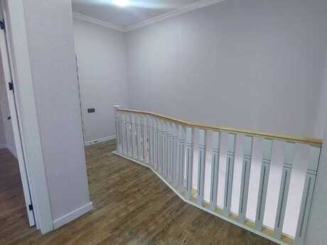 5 otaqlı həyət evi/bağ evi - Sumqayıt - 200 m²