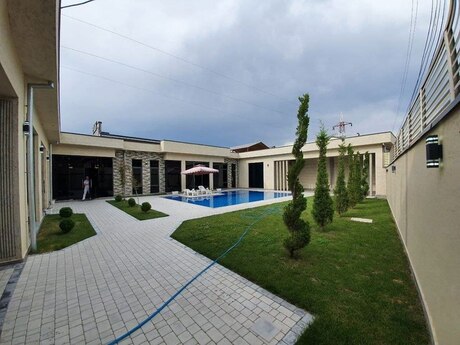 4 otaqlı həyət evi/bağ evi - Bilgəh q. - 210 m²