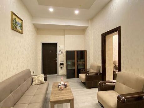 Obyekt - Elmlər Akademiyası m. - 70 m²
