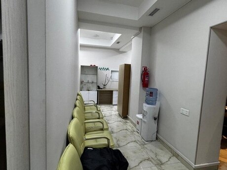 Obyekt - Elmlər Akademiyası m. - 231 m²