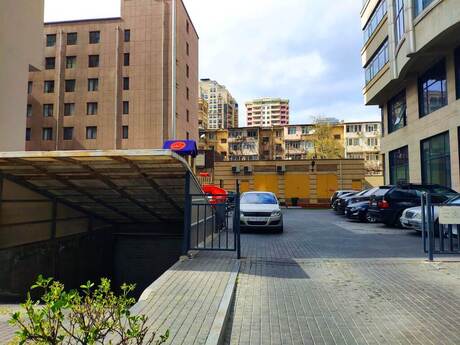 4 otaqlı yeni tikili - Sahil m. - 240 m²