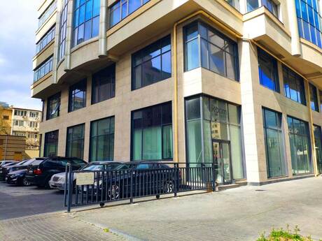 4 otaqlı yeni tikili - Sahil m. - 240 m²
